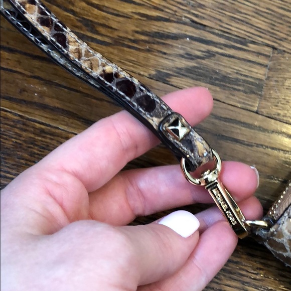 Authentic Michael Kors Wristlet wallet Card holder - Picture 6 of 6